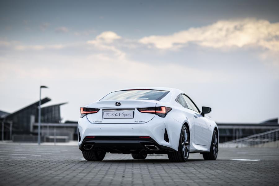  Lexus RC350 F-Sport 2019 года  (ZA) (фото 22 из 25)